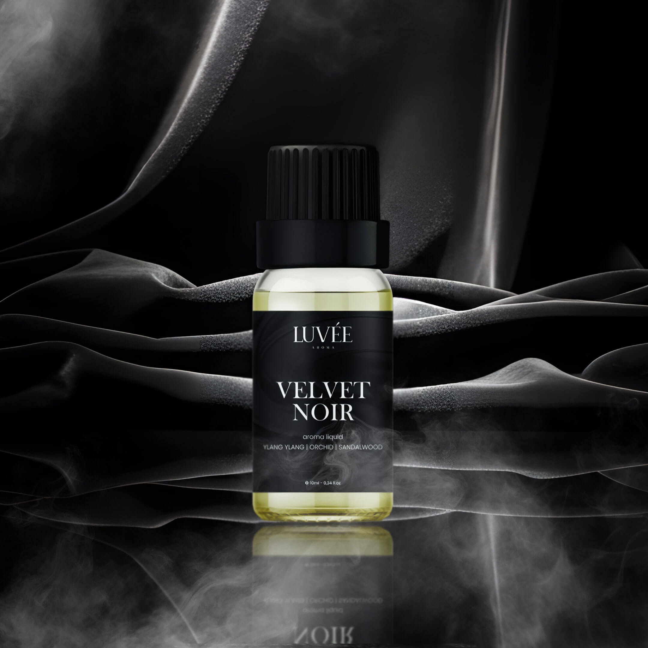 Velvet Noir by Luvée – natural aromatherapy oil with rich, smoky scent perfect for moody and elegant spaces.